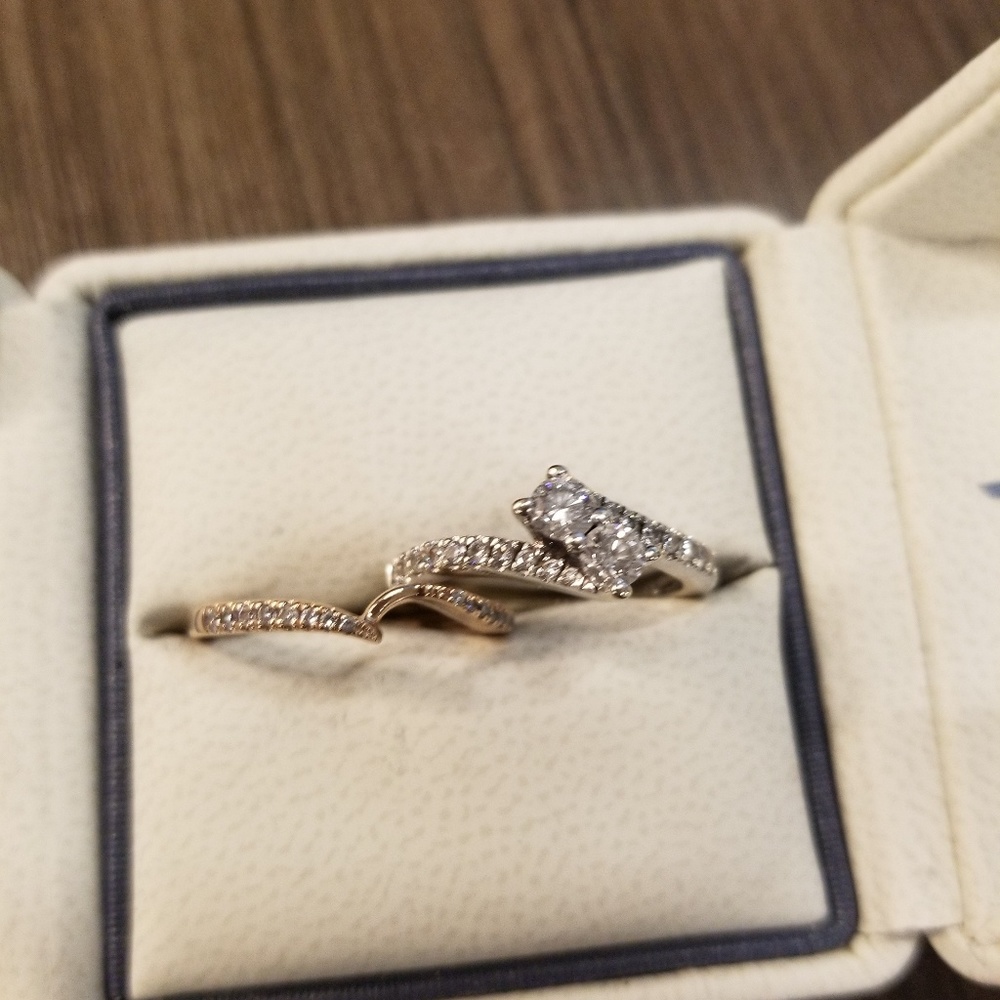 Ever us wedding set